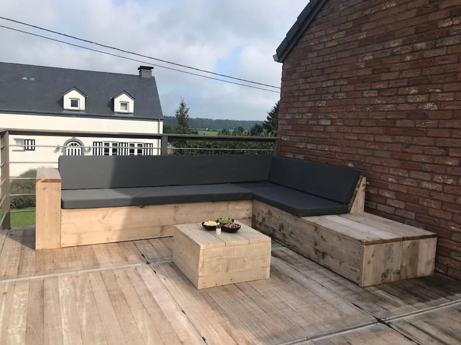 Huis Met Zonneterras, Tuin En Panoramisch Uitzicht Vila Wellin Exterior foto